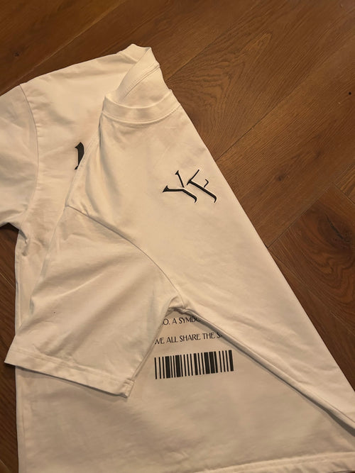 Youthfull T-shirt
